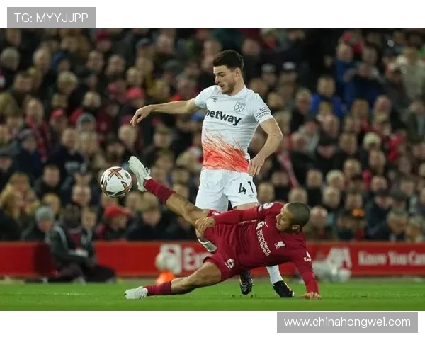 B席对阵西汉姆联传控统治全场94%成功率长传零失误完美表现